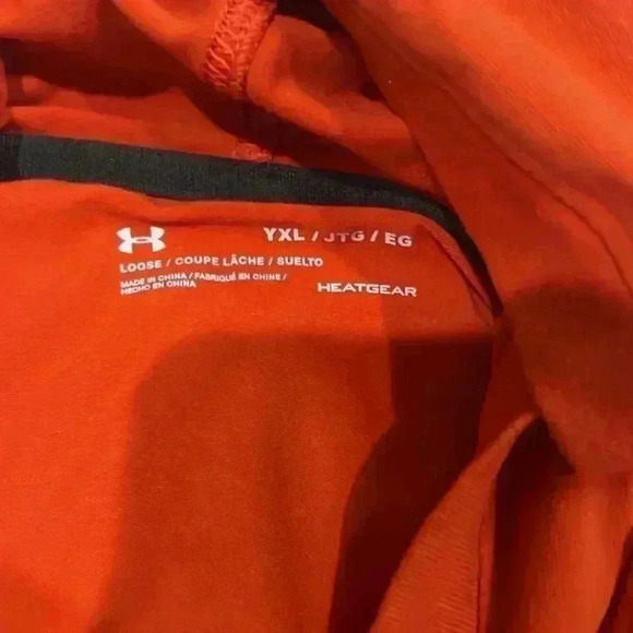 BOYS UNDER ARMOUR HEATGEAR HOODIE - Picture 4 of 5